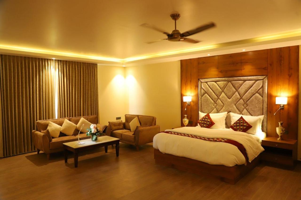 Haritma Resort Delhi  Exteriör bild
